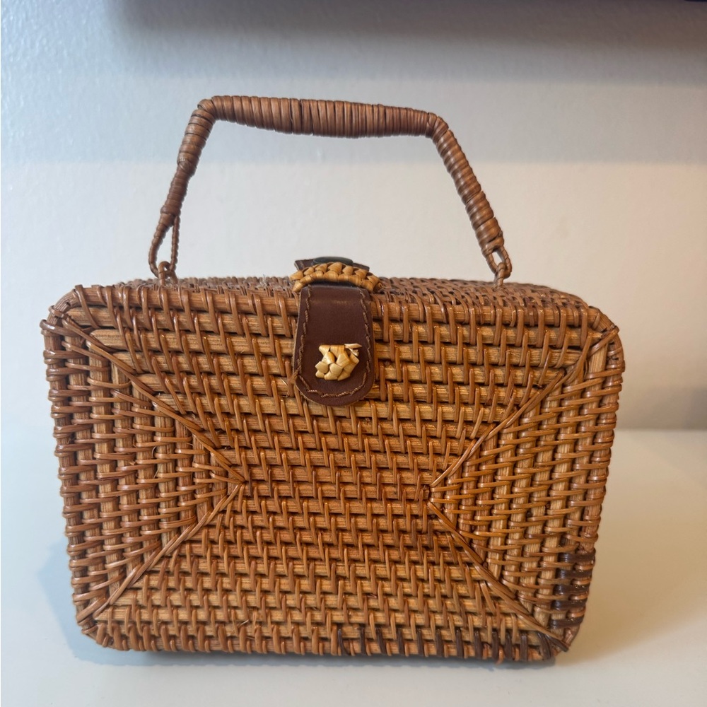 Vintage Style Woven Rattan Box Handbag in Brown w/Detachable Leather Strap - Picture 2 of 9
